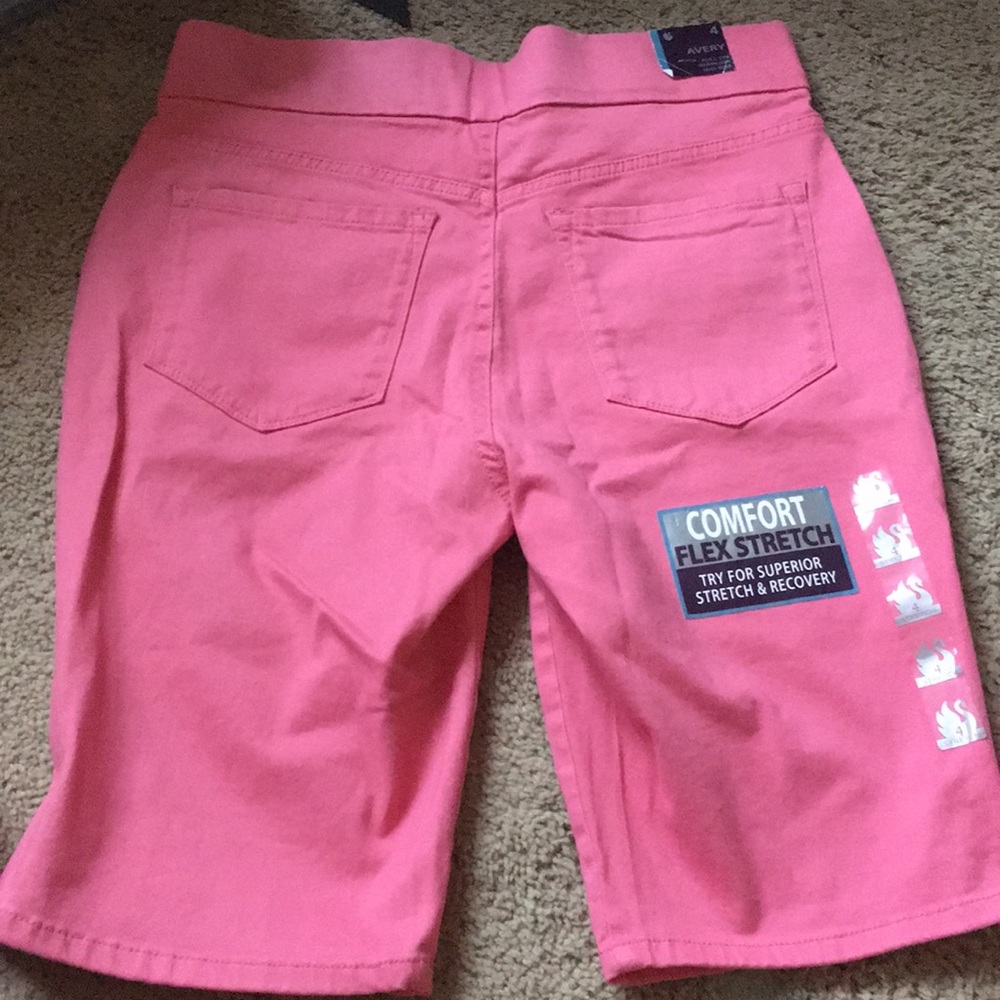 Pink Bottoms. - Picture 2 of 2